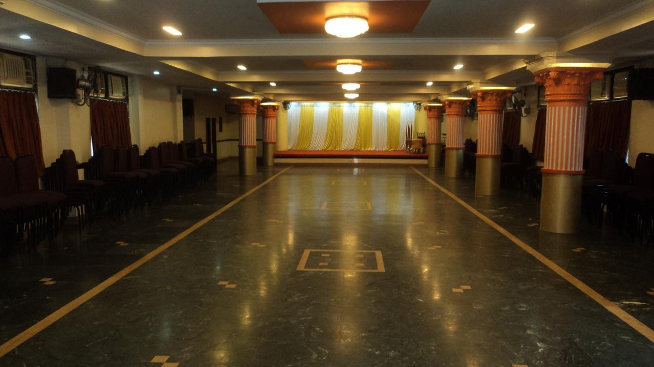 Girija Payyade Hotel Kalyān Buitenkant foto